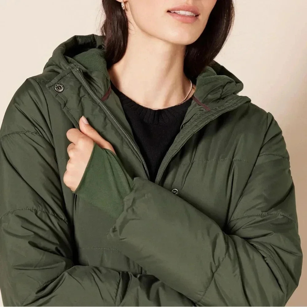 Amazon Essentials Women's Heavyweight Long-Sleeve Hooded Puffer Coat